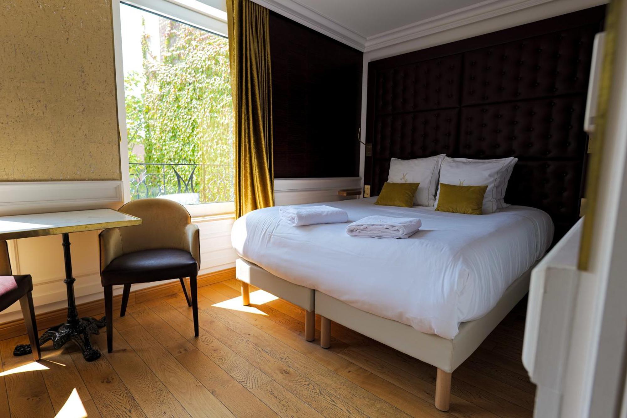Hotel Merveilleux Cote Mer Dunkirk Exteriör bild