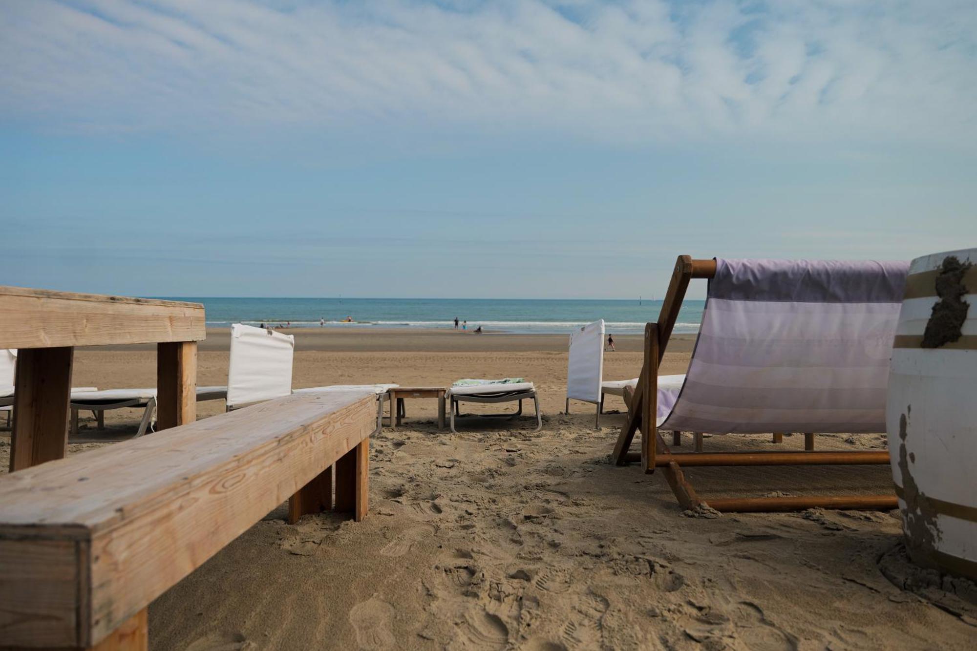 Hotel Merveilleux Cote Mer Dunkirk Exteriör bild