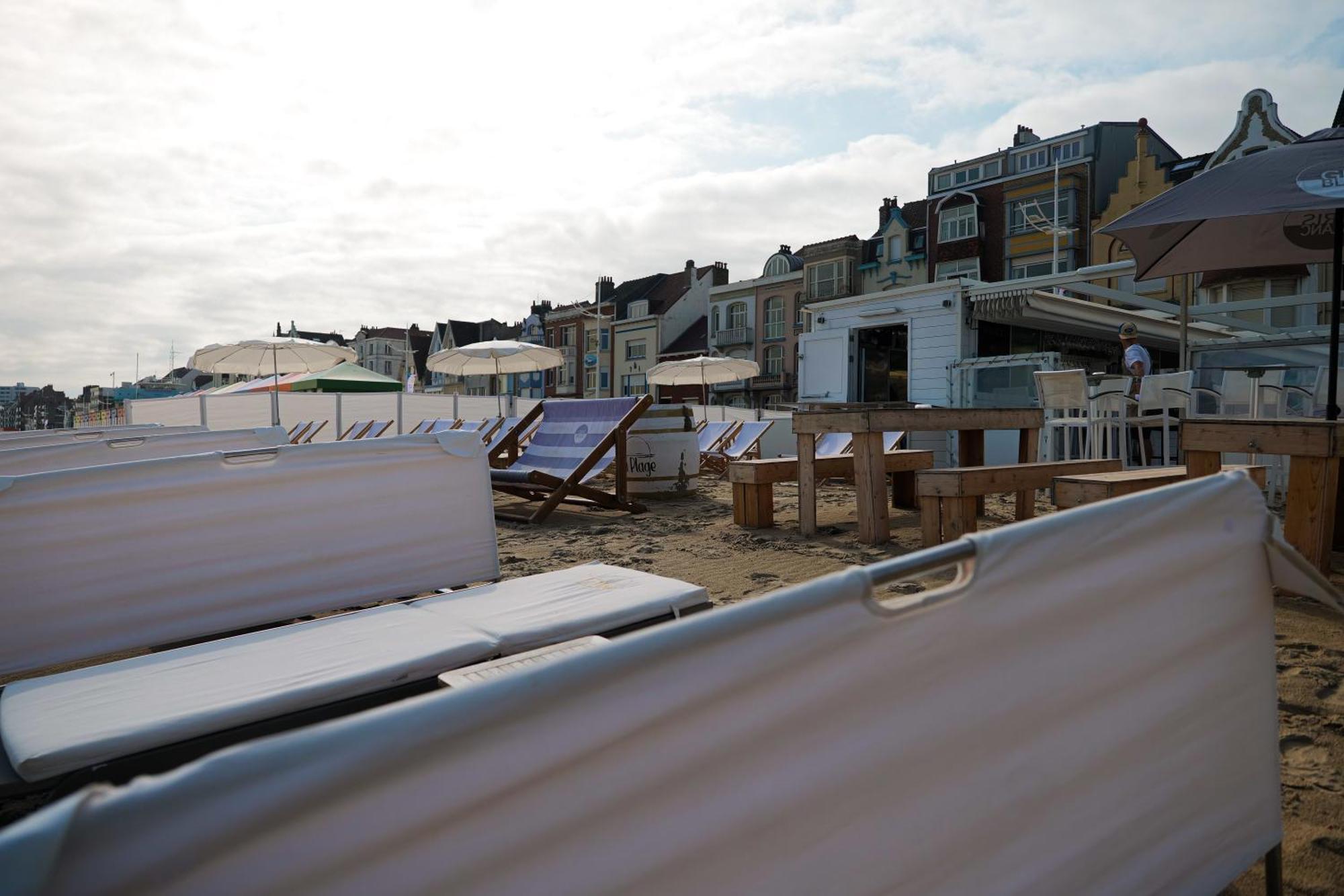 Hotel Merveilleux Cote Mer Dunkirk Exteriör bild
